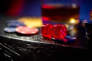 kunci 777 mobile app interface showing live dealer tables and sportsbook options